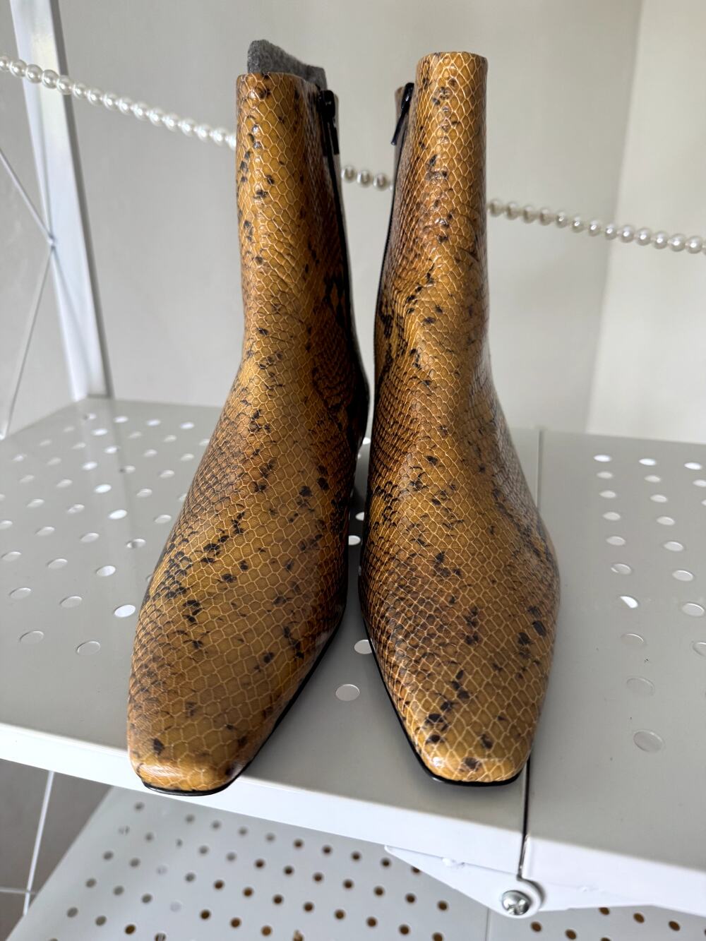 STAUD Wally ankle boot snake 37